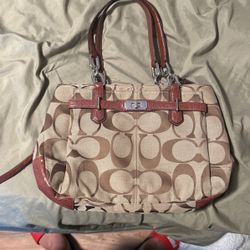 AUTHENTIC COACH BAG