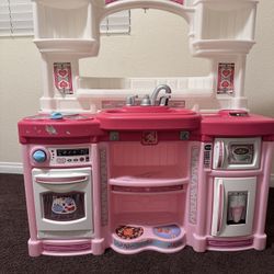 Mini Toy Kitchen