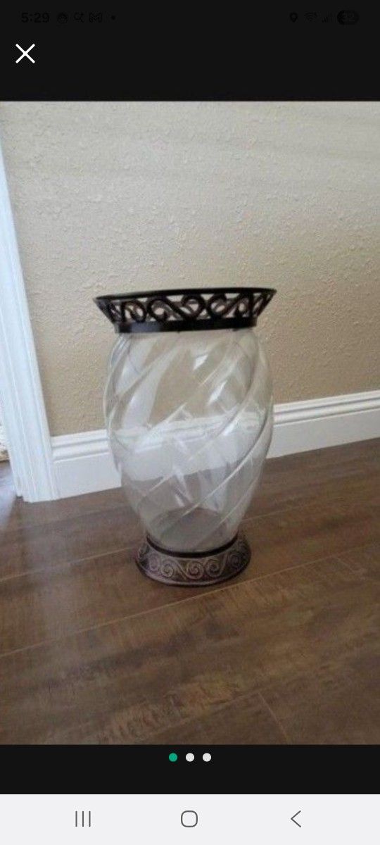 Hurricane Candle Holder