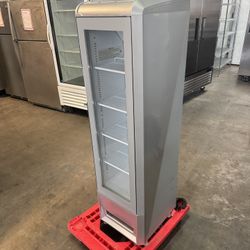 Slim Medium Cooler 