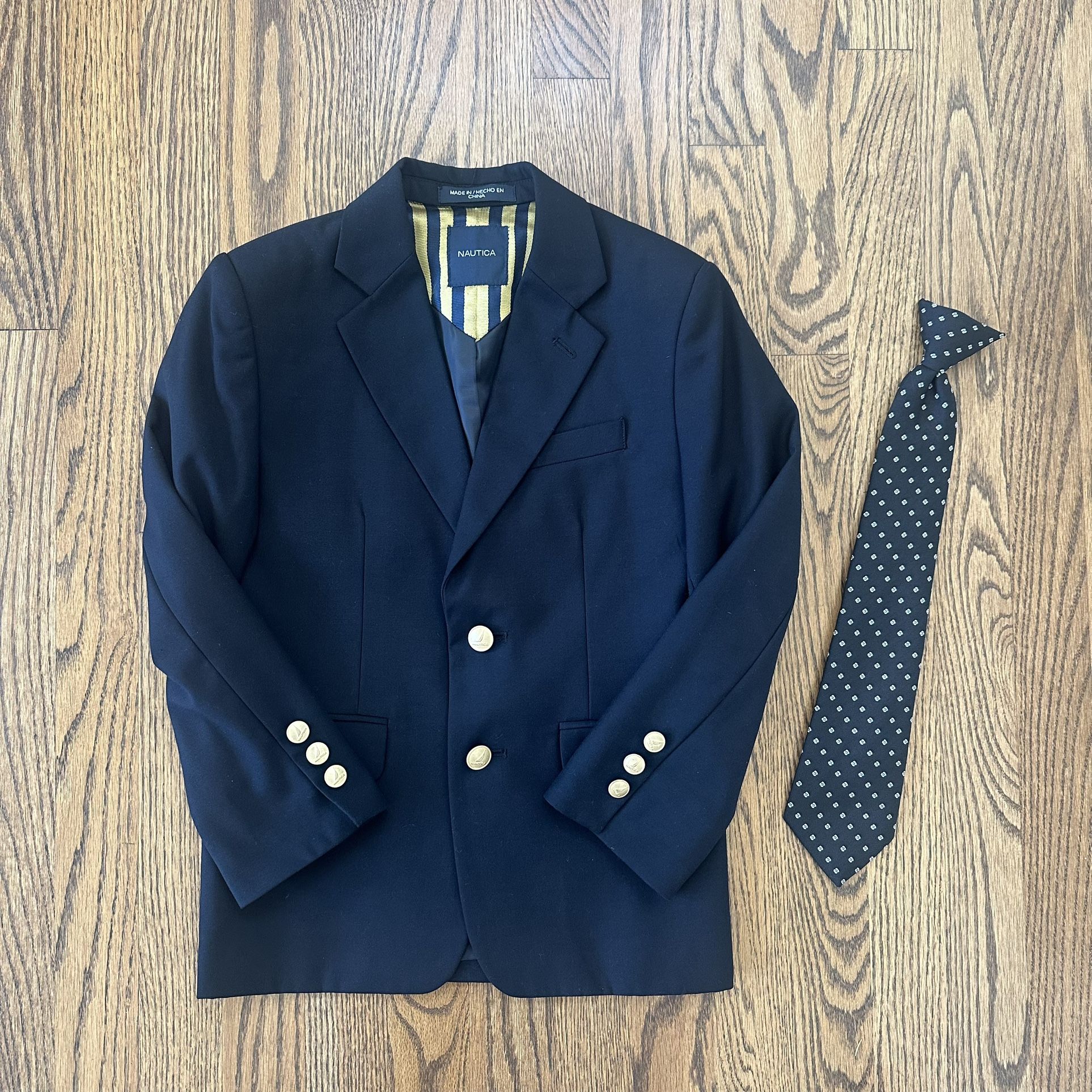 Size 8 Boys Nautica Navy Blue Blazer Jacket with Coordinating Neck Tie