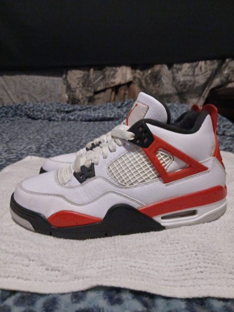 Jordan's 4s Red Cement