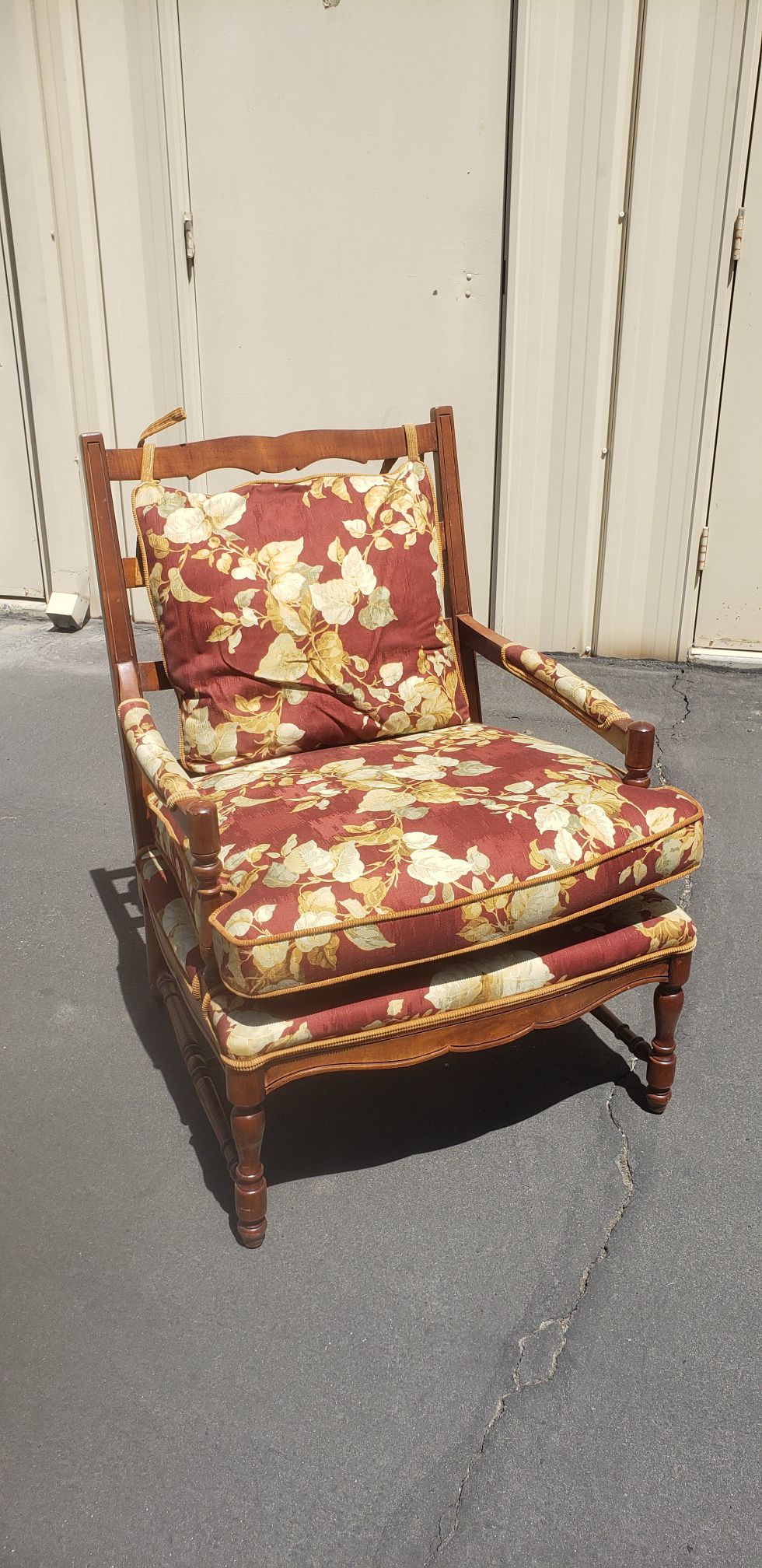 Vintage thomasville accent chair