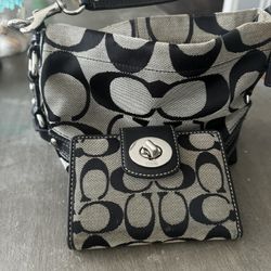 Authentic Coach Pocketbook And Wallet. 