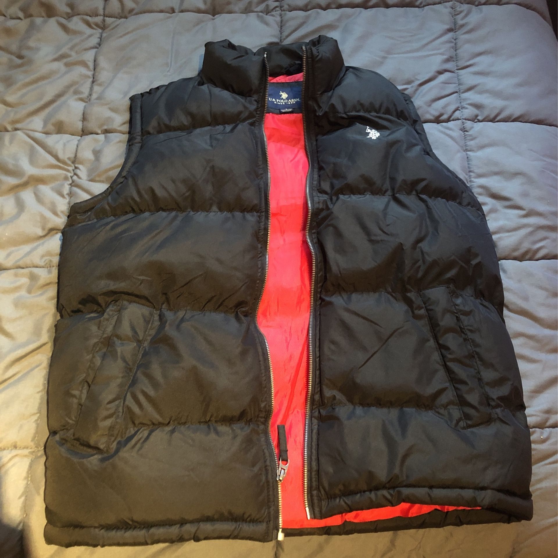 Polo Vest