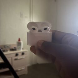 Airpods brand new gen 4s