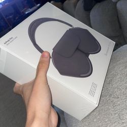 Sealed Black Airpod Max Gen 1 NEW