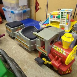 Peg Perego - Santa Fe Train Train électrique, 2 ans+, max. 15 kg - IGED1071