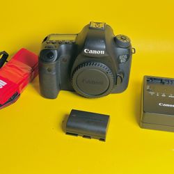 Canon EOS 6D Full Frame DSLR Camera Body 