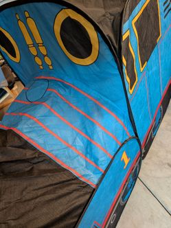 Playhut Thomas the Tank Engine Pop-Up Train Play Tent (Folds Flat)