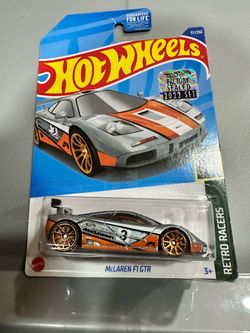 Hot Wheels McLaren F1 GTR Retro Racers 2022