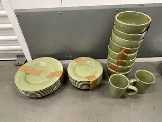 Plate And Bowl Set. 