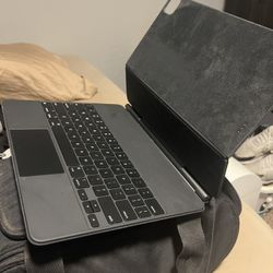 Apple Magic Keyboard for iPad 