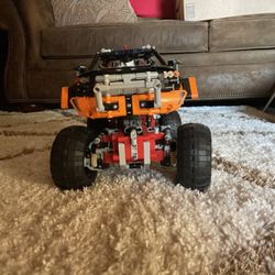LEGI Technic 4x4 Crawler Set 