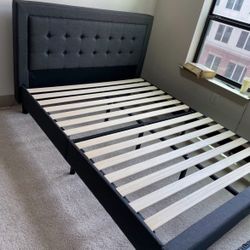 Queen Bed 