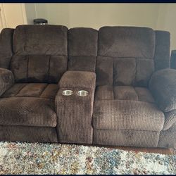 $100 Today For This Recliner Couch!