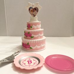 Barbie Wedding Cake Pink Cake & Roses 1997 Mattel w/ Barbie & Ken Decal Plastic