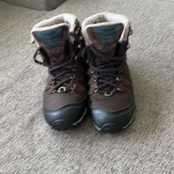 shoes for hike size 8,5