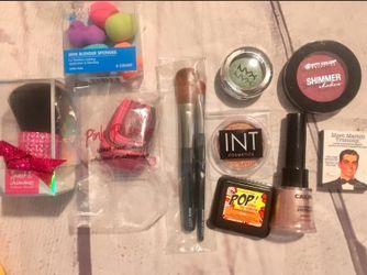 High End Makeup Bundle