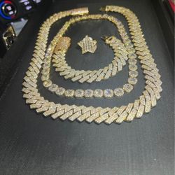 Full Set 14k Gold Plated Doesn't Loses Color 