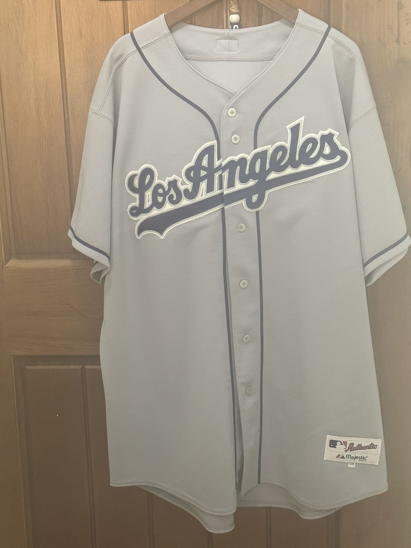 Vintage Majestic Authentic Los Angeles Dodgers Jersey Blue Large Men for  Sale in Los Angeles, CA - OfferUp