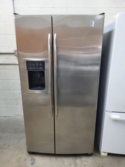 🔥Hot Sale! GE Profile Stainless Refrigerator  - Warranty Included