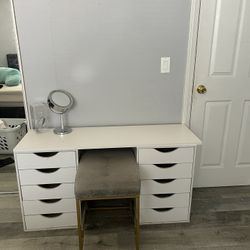 Vanity/craft organizer/child’s desk