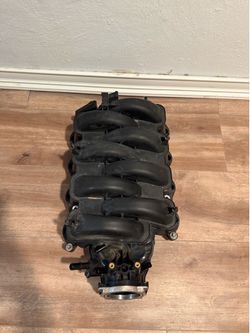Mustang GT Intake Manifold