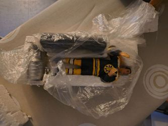 Boston Bruins John Bucyk #9 Figurine / Statue w/ Stanley Cup & Box