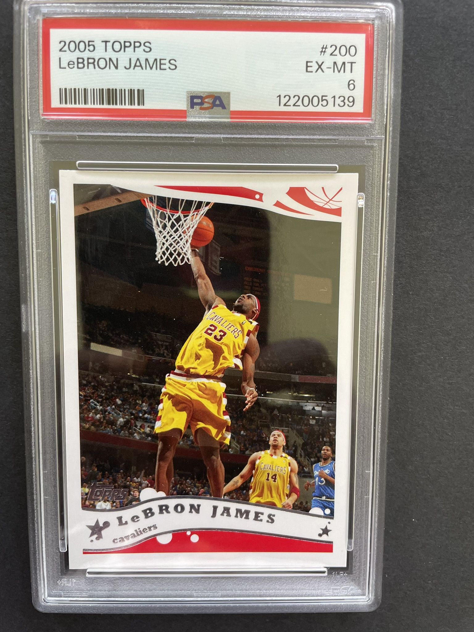2005-06 Topps LeBron James