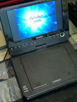 2008 DVD Player Portable