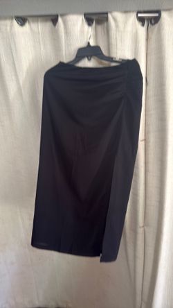 Women”s satin maxi skirt / Size L