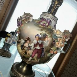 Antique 19th Century Royal Vienna Lamp