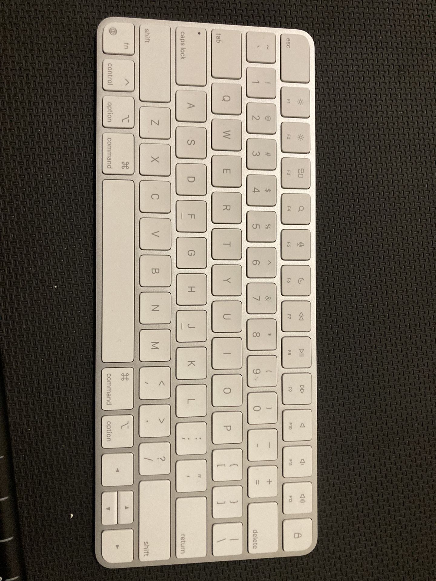 Apple Magic Keyboard