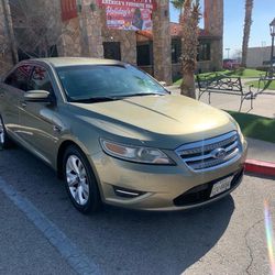 2012 Ford Taurus