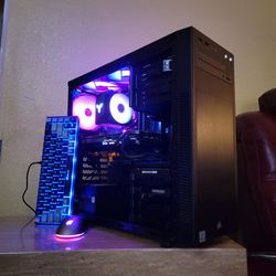 Gaming PC ➕ Keyboard & Mouse