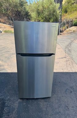 Household stainless steel refrigerator fridge freezer