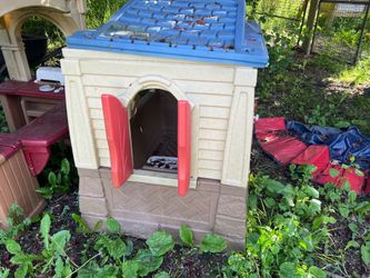 Cottage playhouse