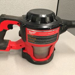 Milwaukee M18 Compact Vacuum 