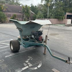 Commercial Fertilizer Spreader