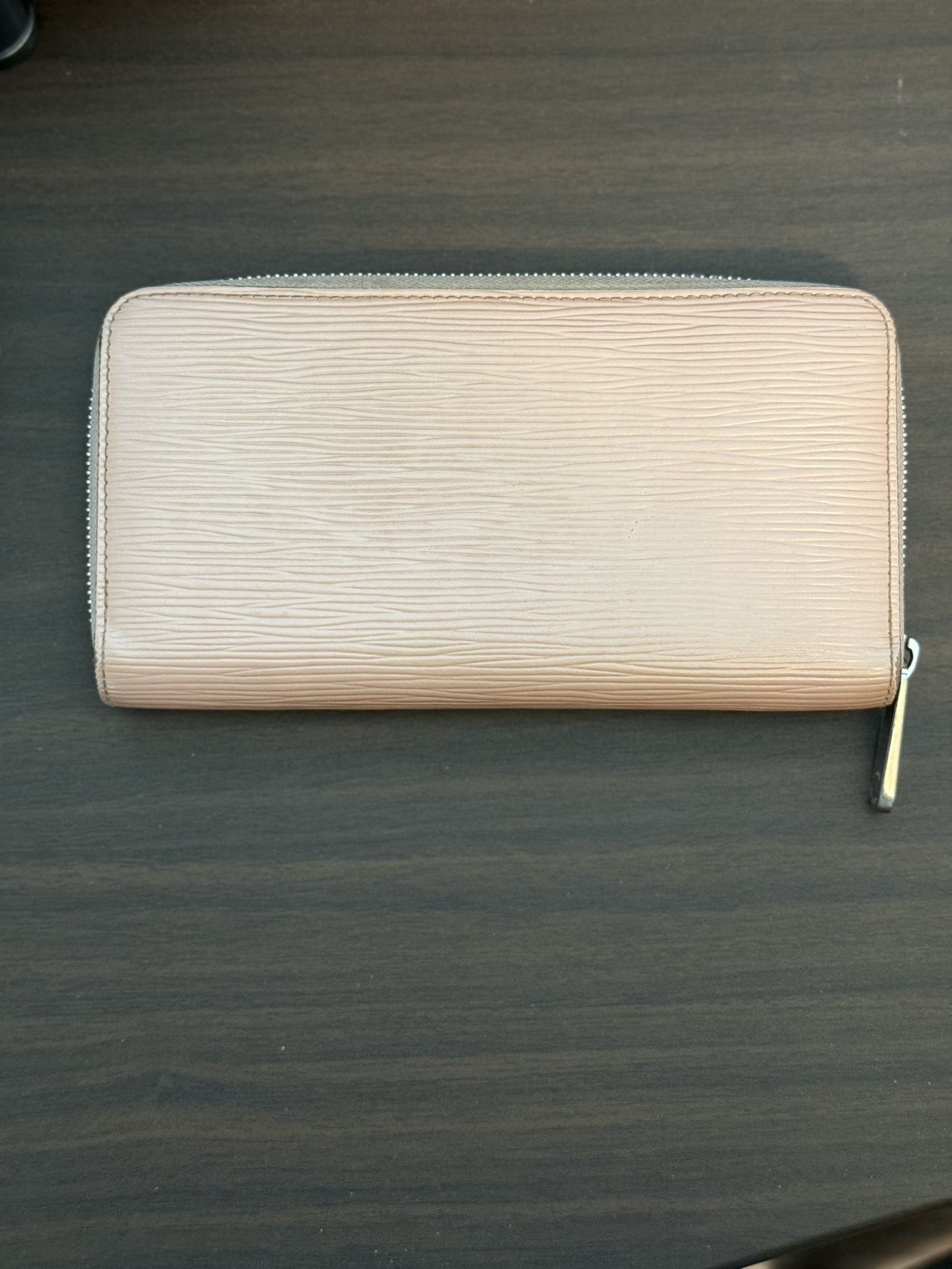 Louis Vuitton Zippy Wallet