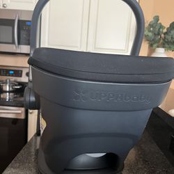 Uppababy Car Seat - Good Condition 