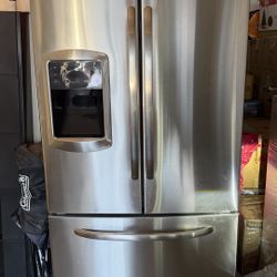 GE French Door Refrigerator 