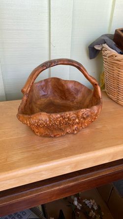 Hand curved Burlwood basket