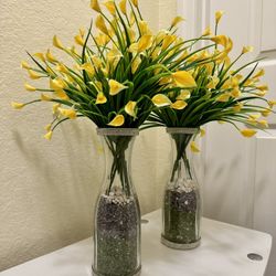 (Set of 2) Artificial Flower Arrangement in Glass Vase