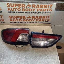 2020 Escape Driver Inner Outer Tail Light Set OEM 2022