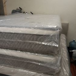 🌃🛌🌃🛌 $139 Queen Size Mattress Only $139 🌃🛌🌃🛌