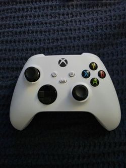 Xbonx one white controller x s
