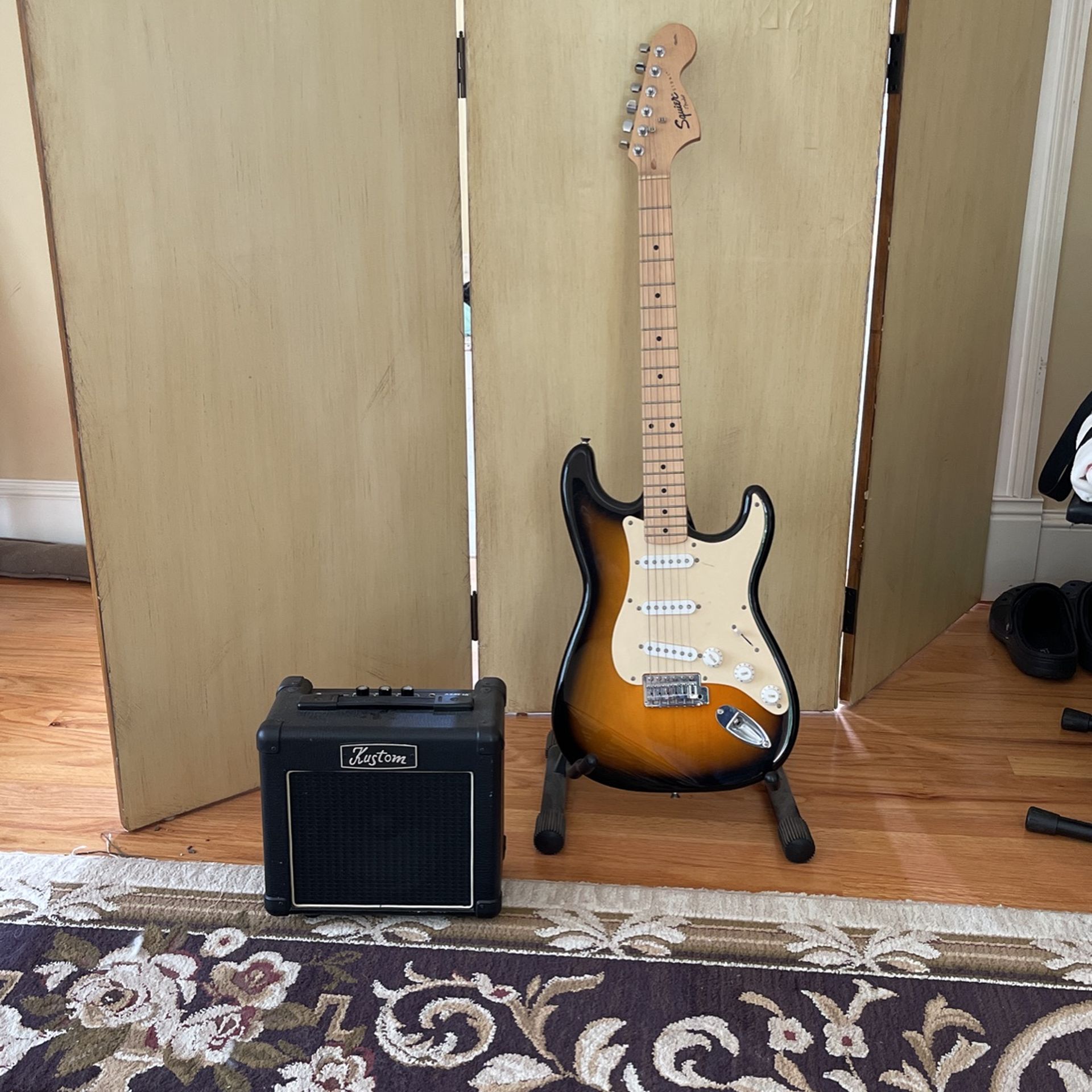 Fender Squier Guitar With Amp