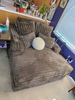 Chaise Lounge Chair $250 OBO